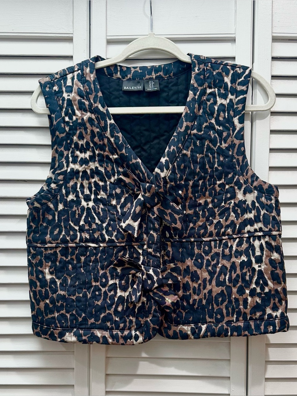 Bailey 44 Quilted Leopard Print Vest.